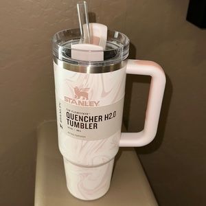 SOLD - Stanley 30 oz. Adventure Series Travel Quencher - color: Rose Swirl